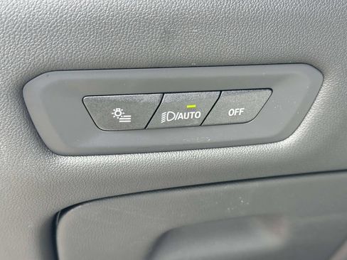 Used 2024 BMW X5 xDrive40i w/ M Sport Package AWD/4WD image 28