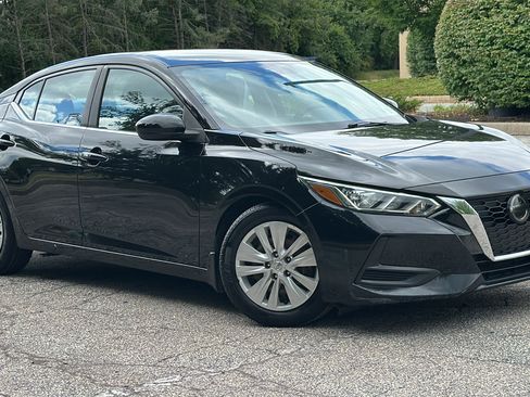 Used 2020 Nissan Sentra S FWD image 1