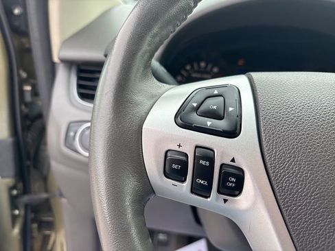 Used 2013 Ford Edge SEL w/ Class II Trailer Tow Pkg image 17