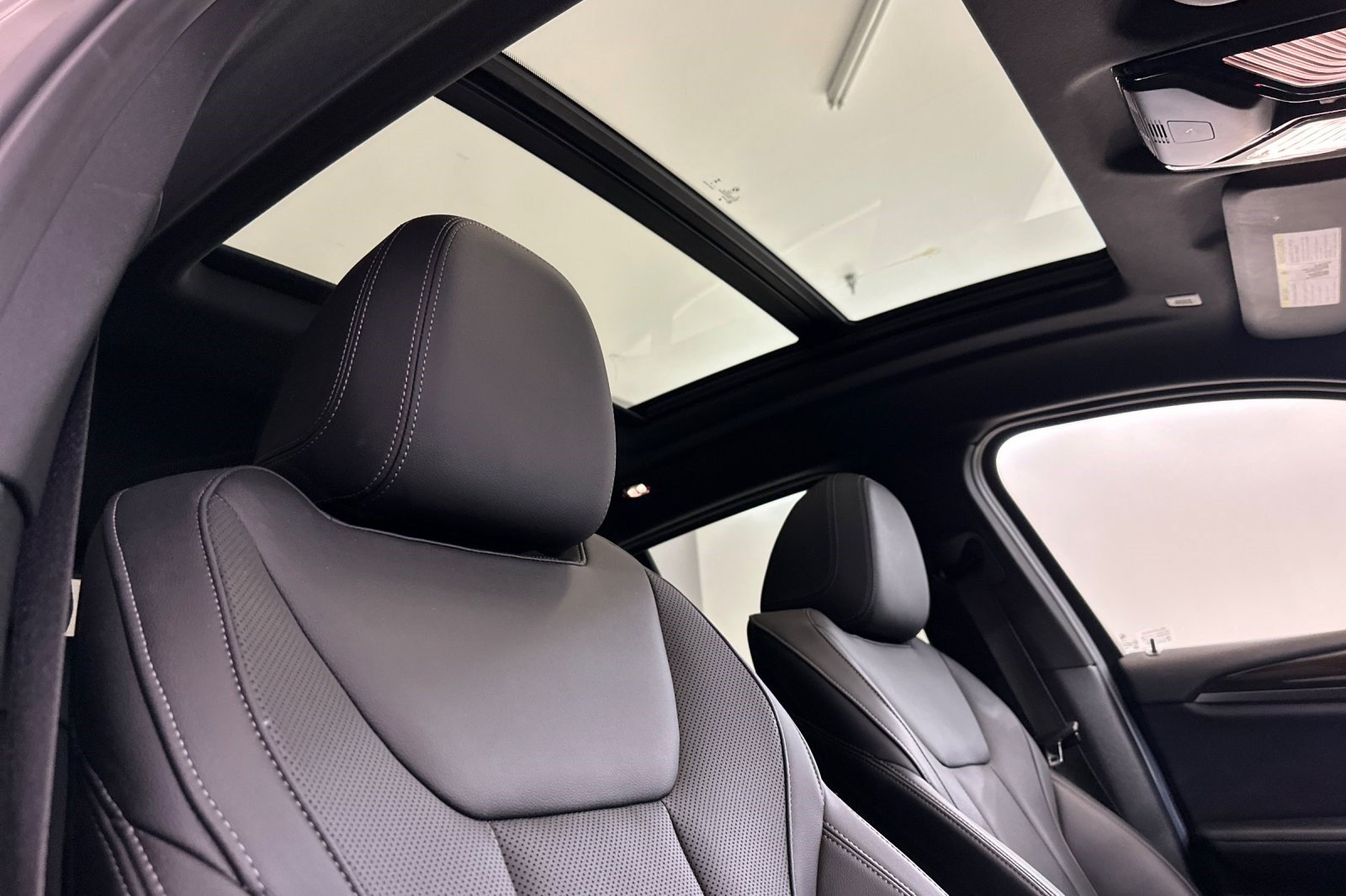 Used 2024 BMW X4 xDrive30i w/ Premium Package AWD/4WD image 24