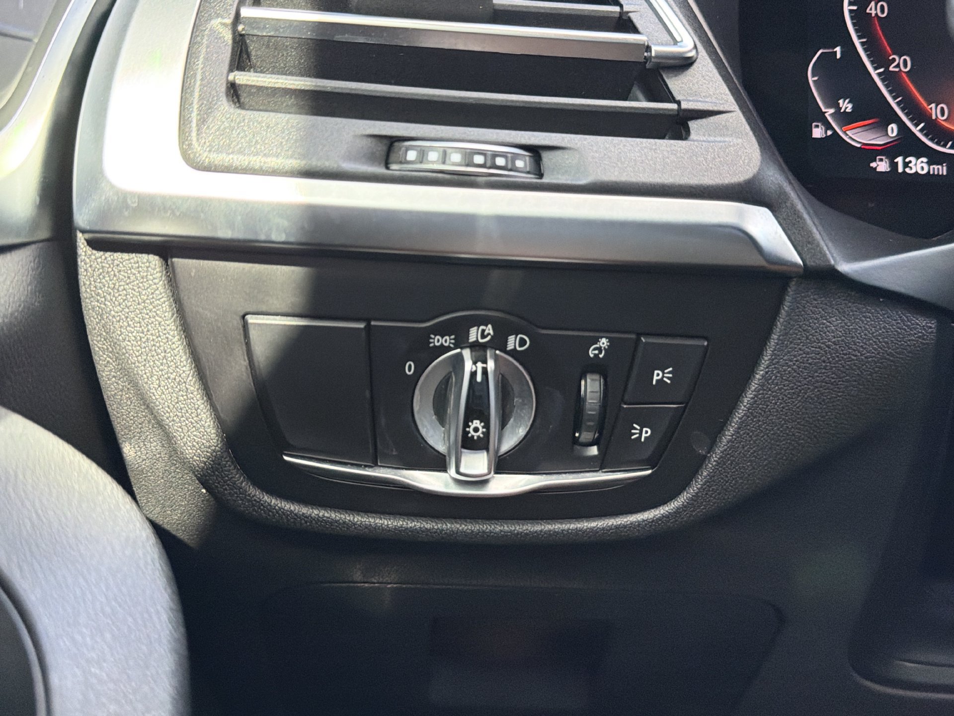 Used 2023 BMW X3 sDrive30i RWD image 29