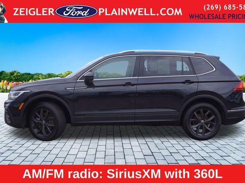 Used 2024 Volkswagen Tiguan SE image 2