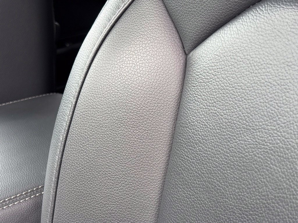 Used 2025 Honda Pilot EX-L image 35