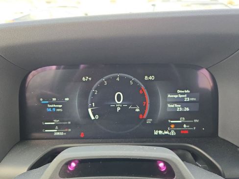 Used 2024 Lexus GX 550 w/ Accessory Package (31) image 33