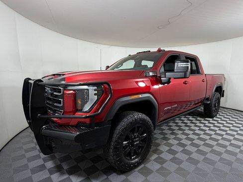 Used 2024 GMC Sierra 2500 AT4 w/ AT4 Premium Plus Package AWD/4WD image 2