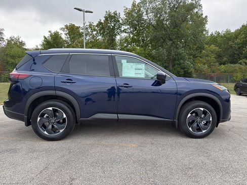 New 2026 Nissan Rogue SV w/ SV Premium Package image 4