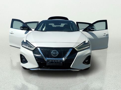 Used 2020 Nissan Maxima SR w/ Sport Mat Group FWD image 10