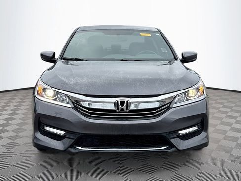 Used 2017 Honda Accord Sport Special Edition image 2