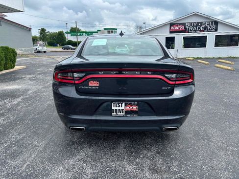 Used 2016 Dodge Charger SXT w/ Navigation & Travel Group RWD image 7