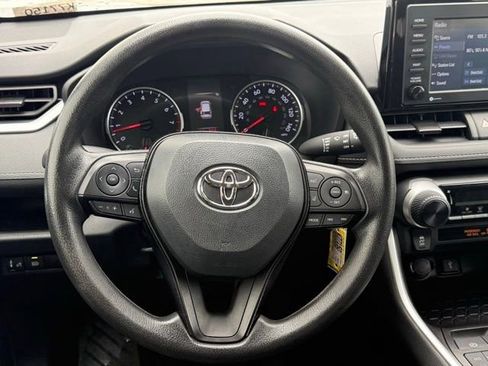 Used 2021 Toyota RAV4 LE w/ Carpet Mat Package (TMS) FWD image 15
