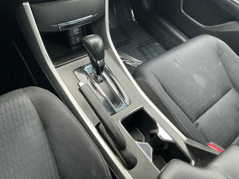 Used 2015 Honda Accord Sport image 17