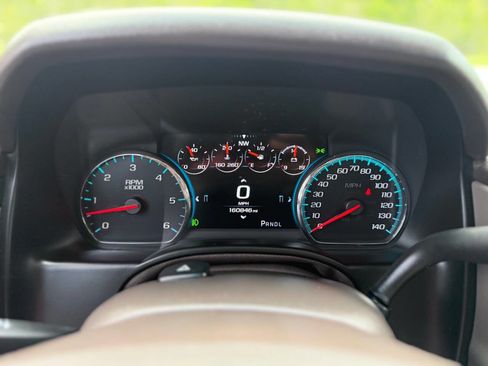 Used 2017 GMC Yukon Denali w/ Open Road Package image 10