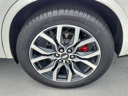 Certified 2022 Cadillac XT6 Sport AWD/4WD image 10
