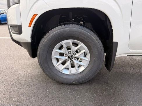 New 2026 Nissan Frontier S image 9