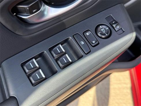 New 2025 Honda Pilot Touring image 11