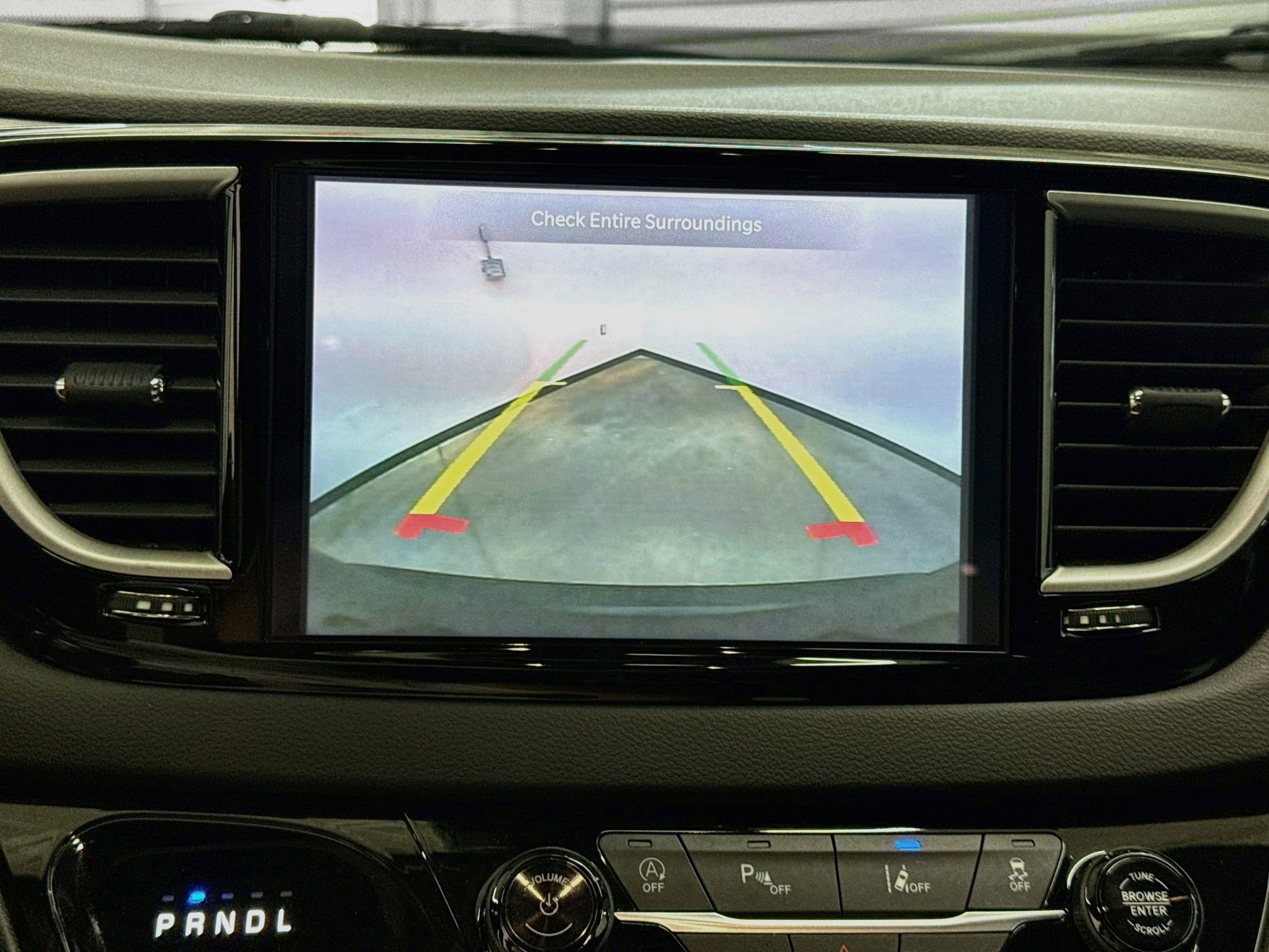 Used 2025 Chrysler Pacifica Select FWD image 22