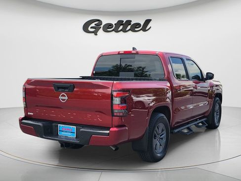 Used 2025 Nissan Frontier SV w/ SV Convenience Package RWD image 5