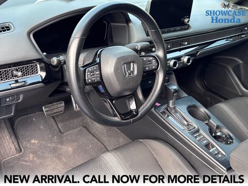 Used 2023 Honda Civic Sport image 8
