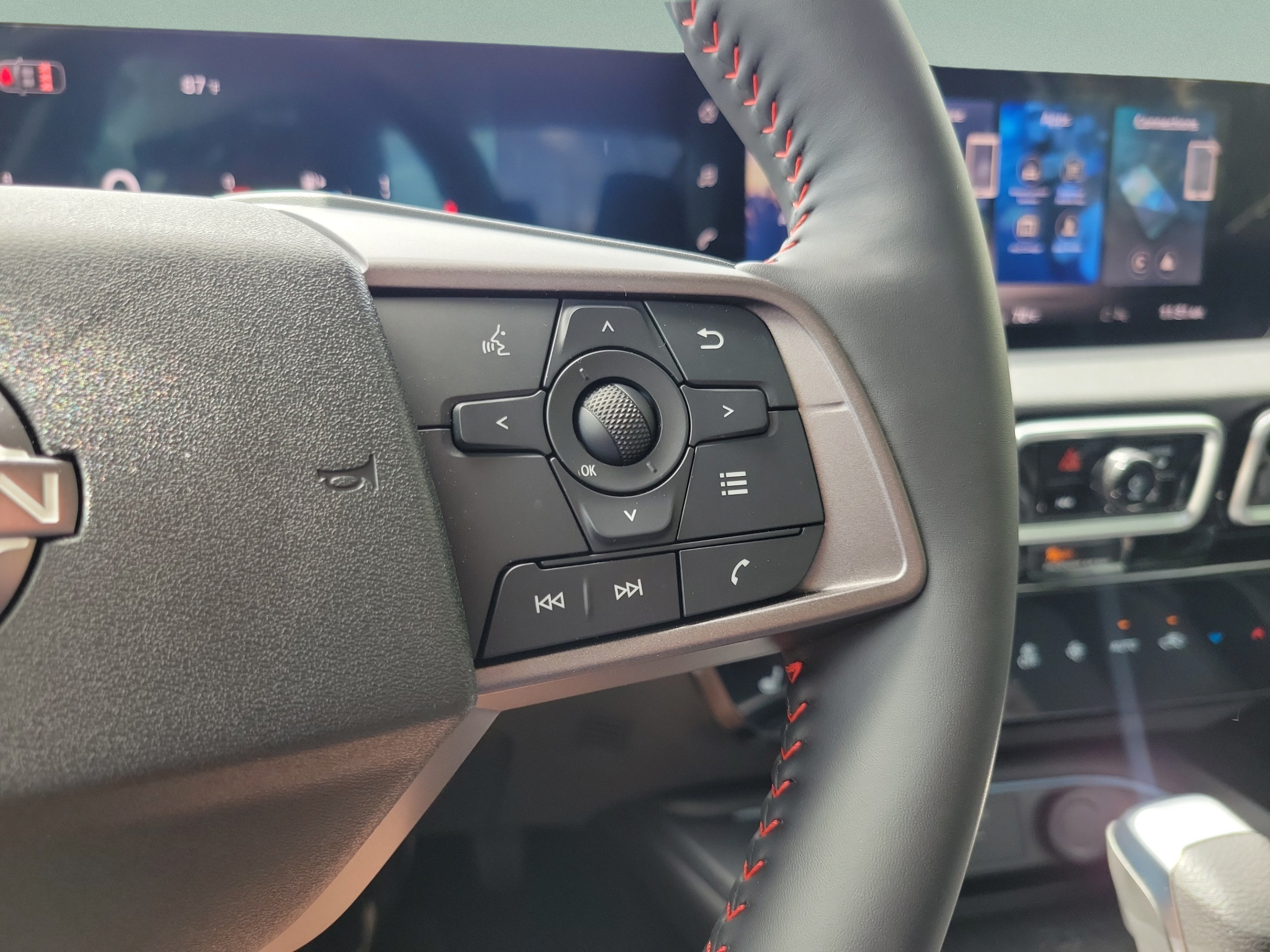 Certified 2026 Nissan Sentra SR w/ SR Premium Package FWD image 19