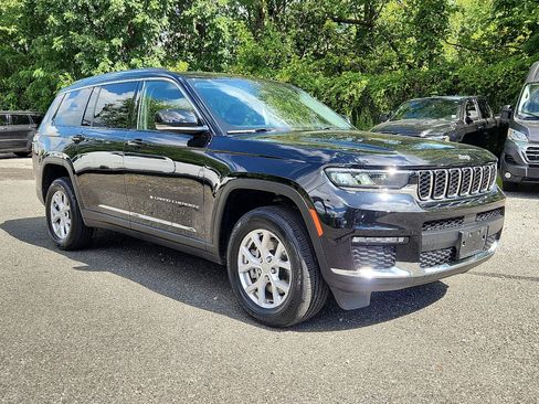 Used 2022 Jeep Grand Cherokee L Limited image 7