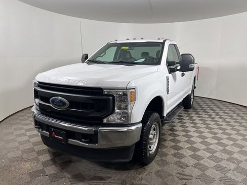 Used 2020 Ford F250 XL w/ Power Equipment Group image 3