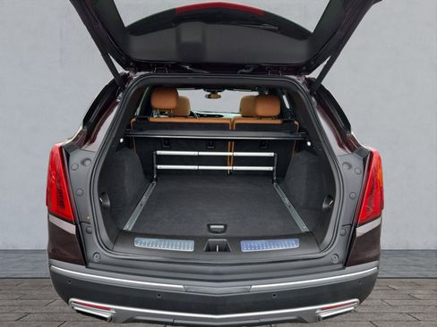 Used 2020 Cadillac XT5 Premium Luxury w/ LPO, Floor Liner Package image 26