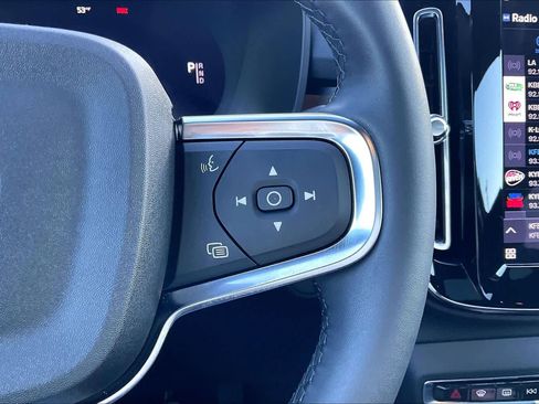 Used 2023 Volvo C40 P8 Recharge Ultimate image 22