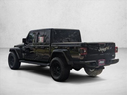 Used 2020 Jeep Gladiator Overland AWD/4WD image 8