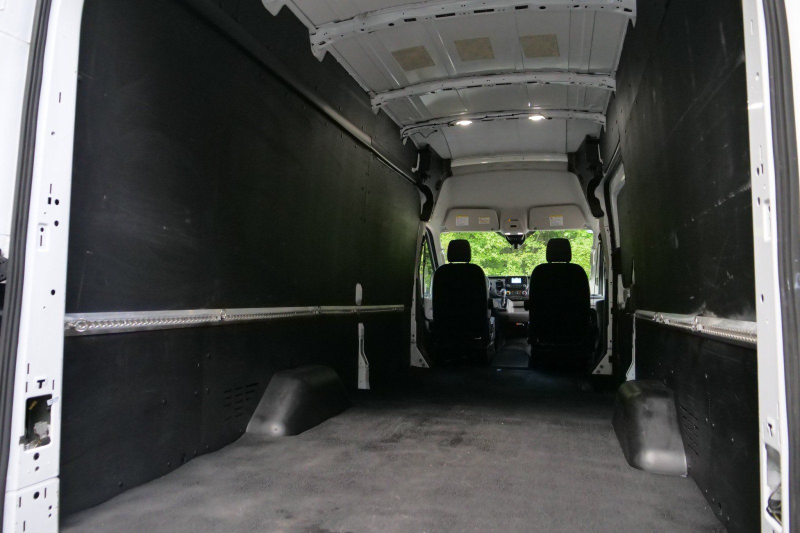 Used 2025 Ford Transit 350 148 High Roof Extended w/ Load Area Protection Package RWD image 7