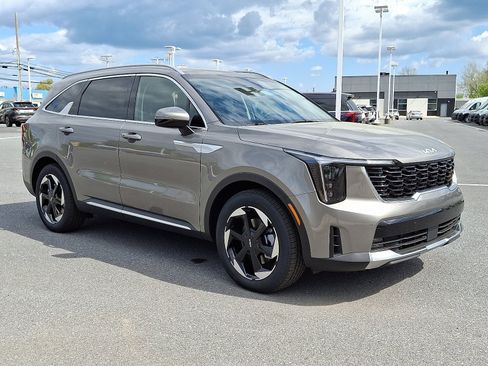 New 2026 Kia Sorento EX w/ EX Premium Package AWD/4WD image 2