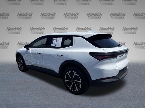 Used 2025 Chevrolet Equinox EV LT image 8