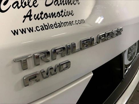Used 2025 Chevrolet TrailBlazer LT AWD/4WD image 8