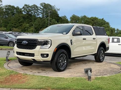 Used 2025 Ford Ranger XL w/ Trailer Tow Package AWD/4WD image 3