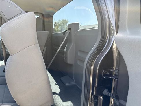 Used 2006 Ford F150 STX image 11