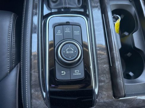 Certified 2023 Nissan Armada Platinum w/ Captain's Chairs Package image 30