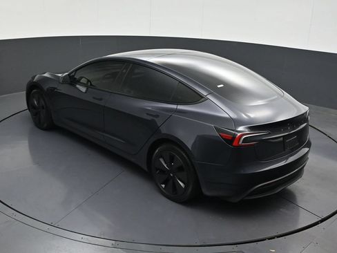 Used 2025 Tesla Model 3 Long Range RWD image 19