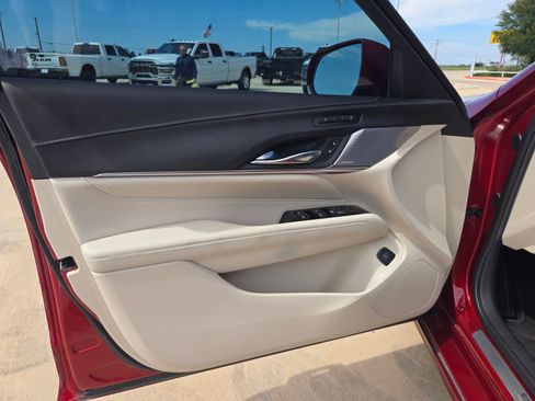 Used 2022 Cadillac CT4 Premium Luxury RWD image 12