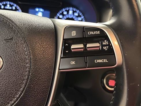 Used 2020 Kia Sorento S FWD image 19