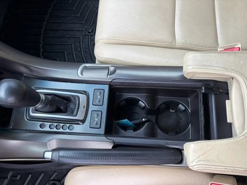 Used 2012 Acura TL w/ Technology Package FWD image 16