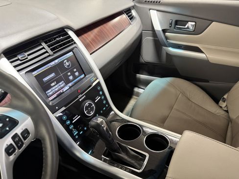 Used 2013 Ford Edge Limited AWD/4WD image 11