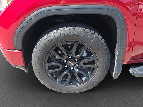 Used 2020 GMC Sierra 1500 Elevation w/ Elevation Value Package AWD/4WD image 4