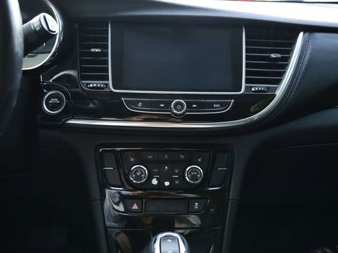 Used 2018 Buick Encore Essence image 25