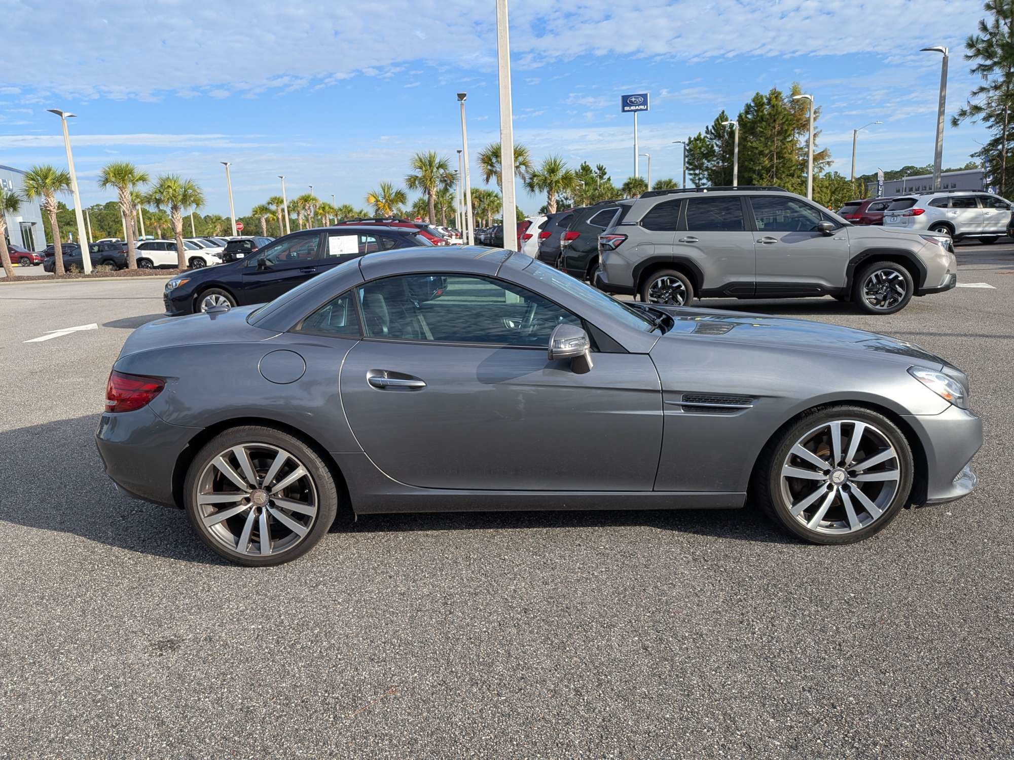 Used 2017 Mercedes-Benz SLC 300 image 3