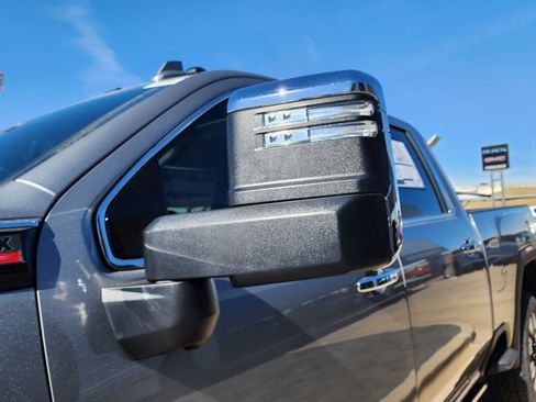 New 2026 GMC Sierra 2500 Denali w/ Denali Reserve Package AWD/4WD image 14