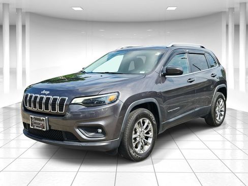 Used 2019 Jeep Cherokee Latitude Plus w/ Comfort/Convenience Group AWD/4WD image 7