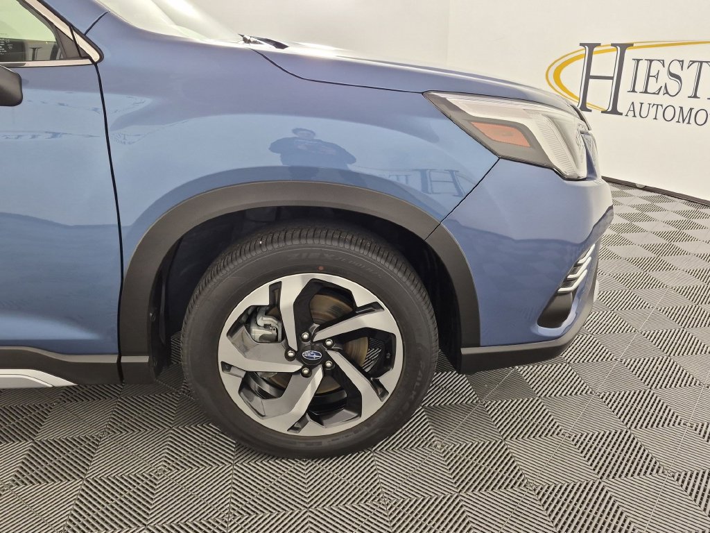 Used 2023 Subaru Forester Touring AWD/4WD image 11