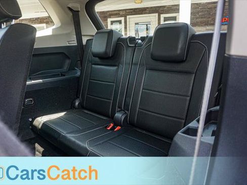 Used 2021 Volkswagen Tiguan SE FWD image 23