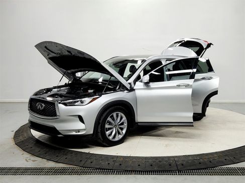 Used 2021 INFINITI QX50 Luxe image 11