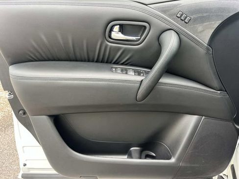 Used 2021 Nissan Armada SL w/ Midnight Edition Package RWD image 32