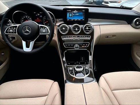 Used 2019 Mercedes-Benz C 300 Sedan image 16